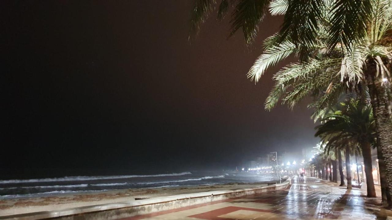 Sobre Las Olas Del Mar 坎佩略 外观 照片